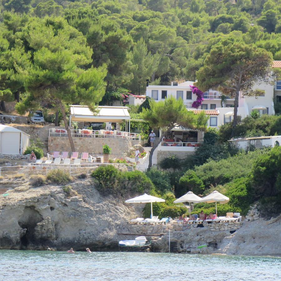 Rosys Little Village Skala  Luaran gambar